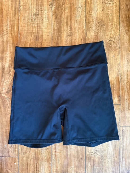 Fabletics Pants - FABLETICS Women’s Black High Waist Athletic Bike Shorts Size Medium